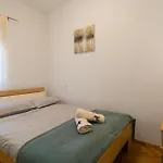 Obala Kralja Tomislava Vi Apartment Kaštela