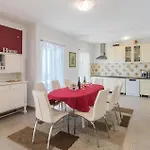 Obala Kralja Tomislava Vi Kaštela
