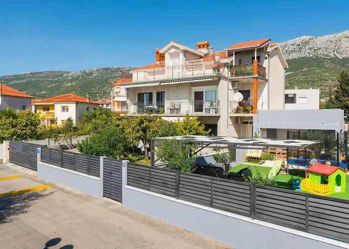 Obala Kralja Tomislava Vi Appartamento Kaštela