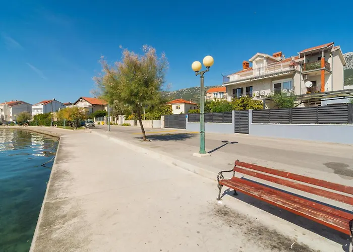Appartamento Obala Kralja Tomislava Vi Kaštela