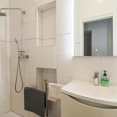 Appartamento Obala Kralja Tomislava Vi