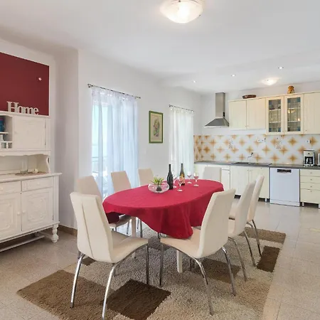 Obala Kralja Tomislava Vi Kaštela