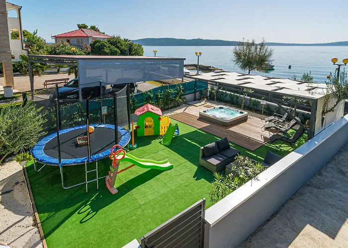 Obala Kralja Tomislava Vi